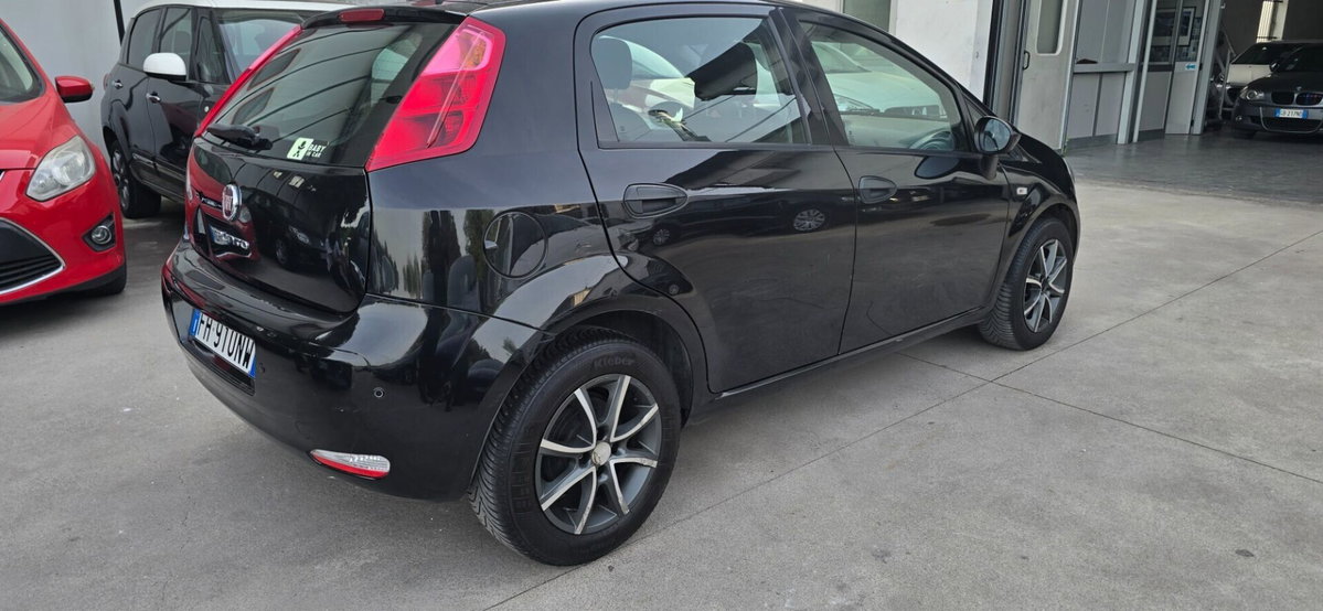 Fiat Punto 1.3 MJT II S&S 95 CV 5 porte Street (7)
