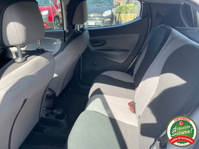 Lancia Ypsilon 1.2 69 CV 5 porte Silver (11)