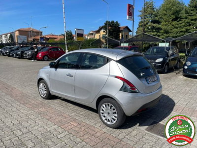 Lancia Ypsilon 1.2 69 CV 5 porte Silver (3)