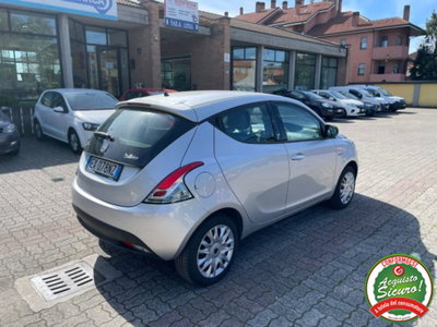 Lancia Ypsilon 1.2 69 CV 5 porte Silver (5)
