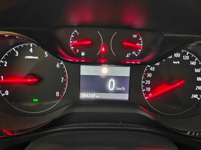 Opel Corsa 1.2 Edition (11)