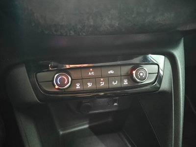 Opel Corsa 1.2 Edition (16)