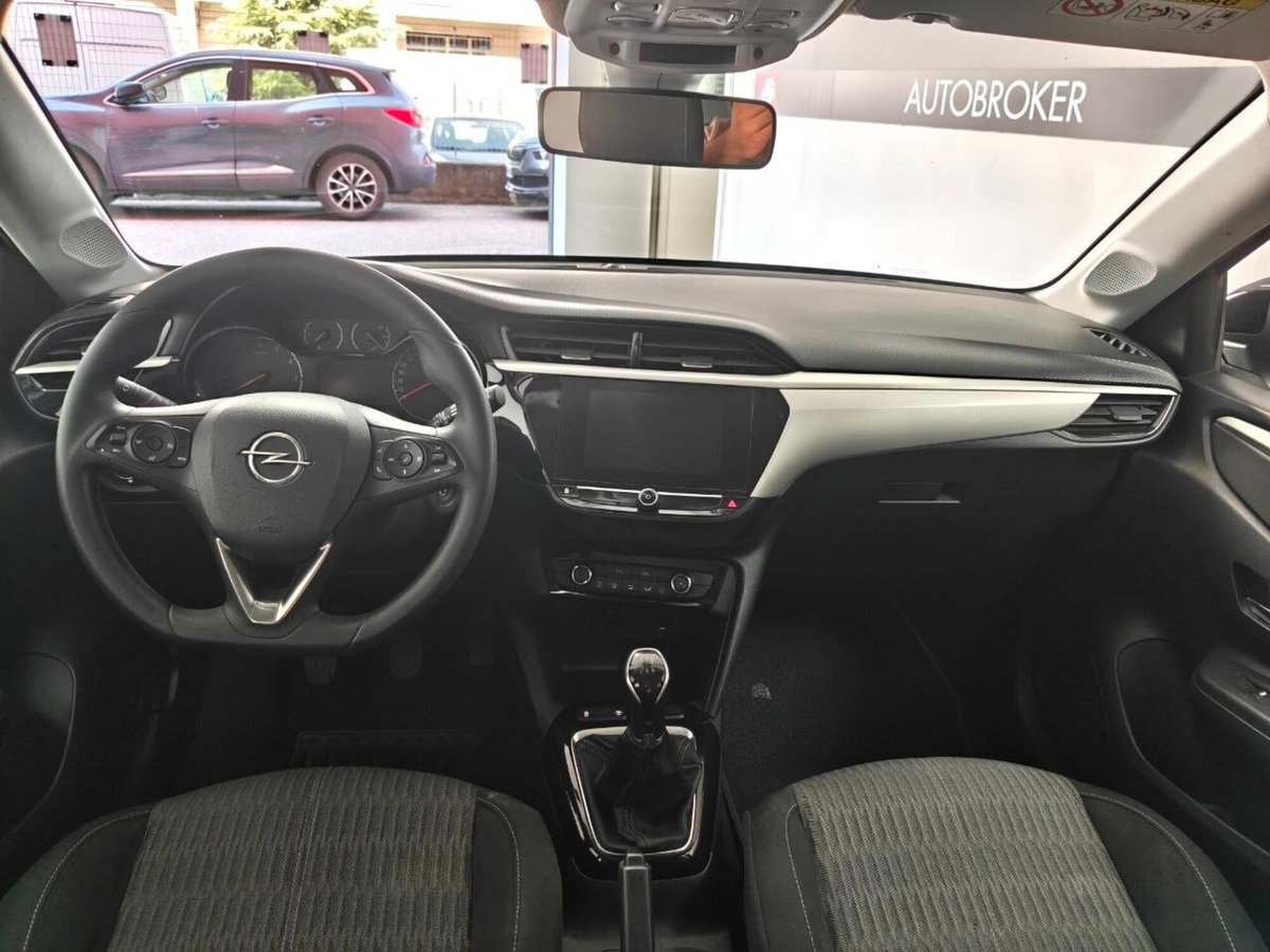 Opel Corsa 1.2 Edition (9)