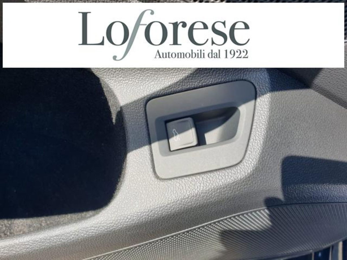 Volkswagen Passat Variant 2.0 TDI DSG Business BlueMotion Tech (11)