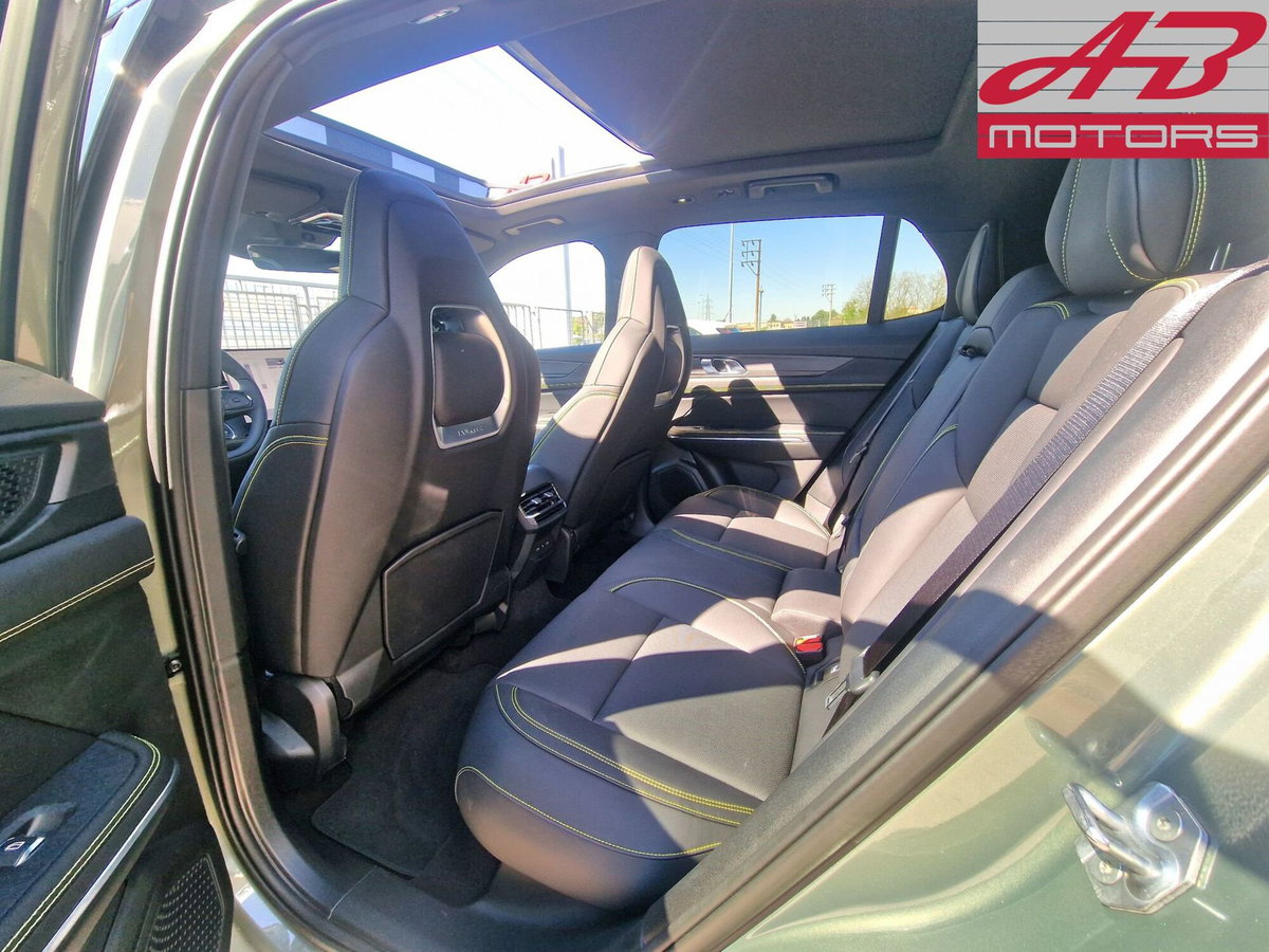 Lynk & Co 01 01 1.5 td phev More auto (10)