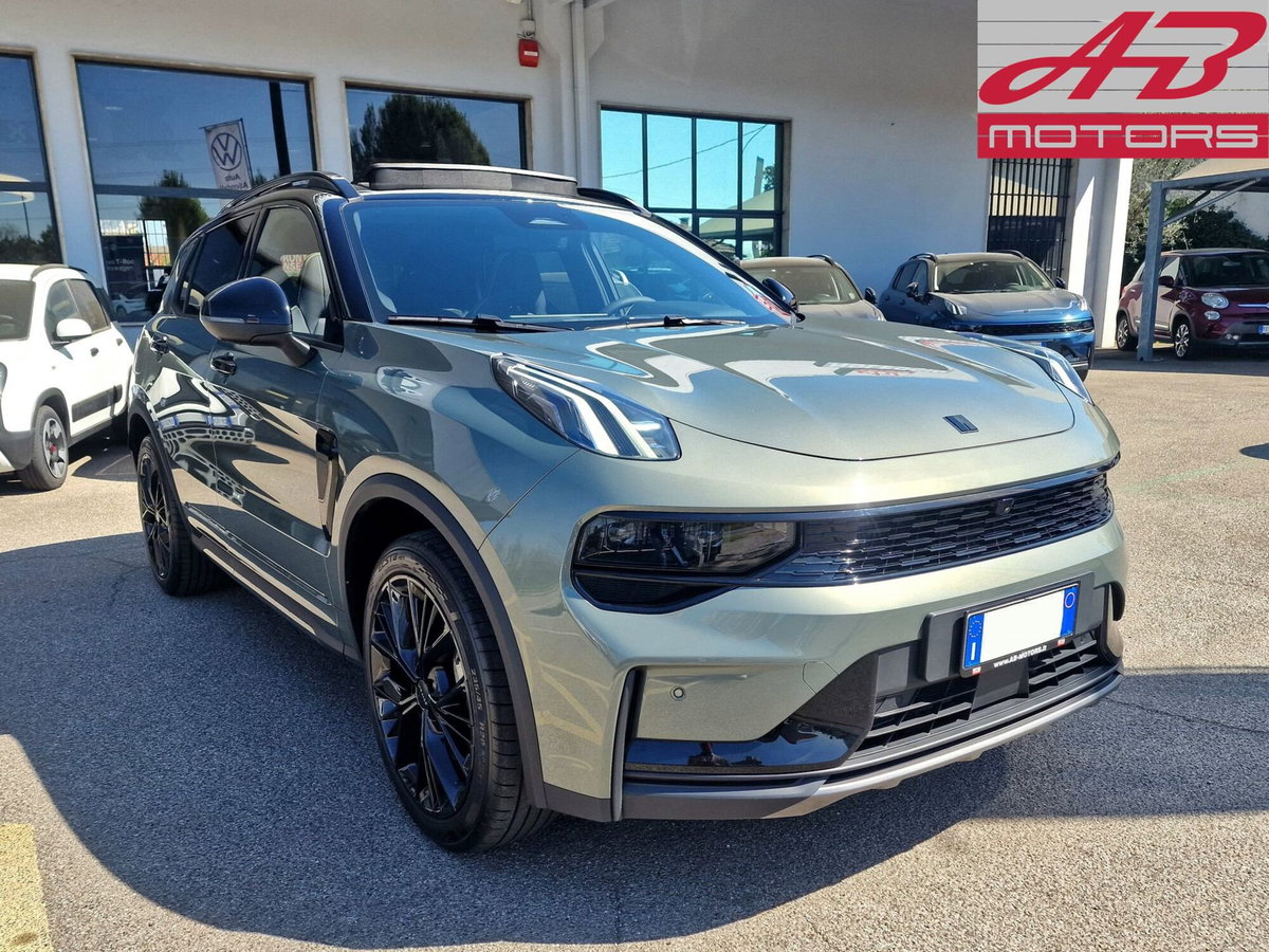 Lynk & Co 01 01 1.5 td phev More auto (3)