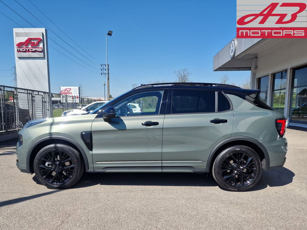Lynk & Co 01 01 1.5 td phev More auto (8)