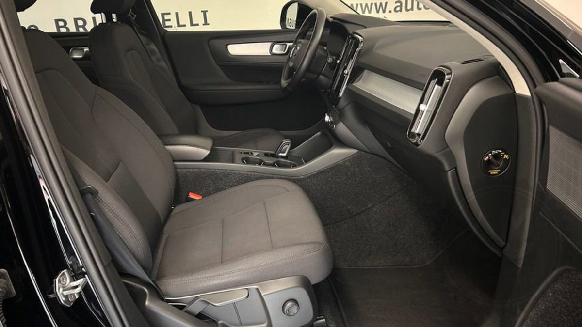Volvo XC40 T5 Recharge Plug-in Hybrid Inscription Expression (11)