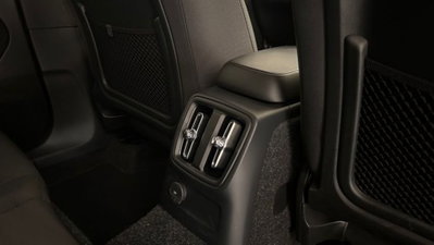 Volvo XC40 T5 Recharge Plug-in Hybrid Inscription Expression (19)