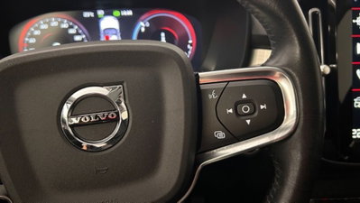Volvo XC40 T5 Recharge Plug-in Hybrid Inscription Expression (9)
