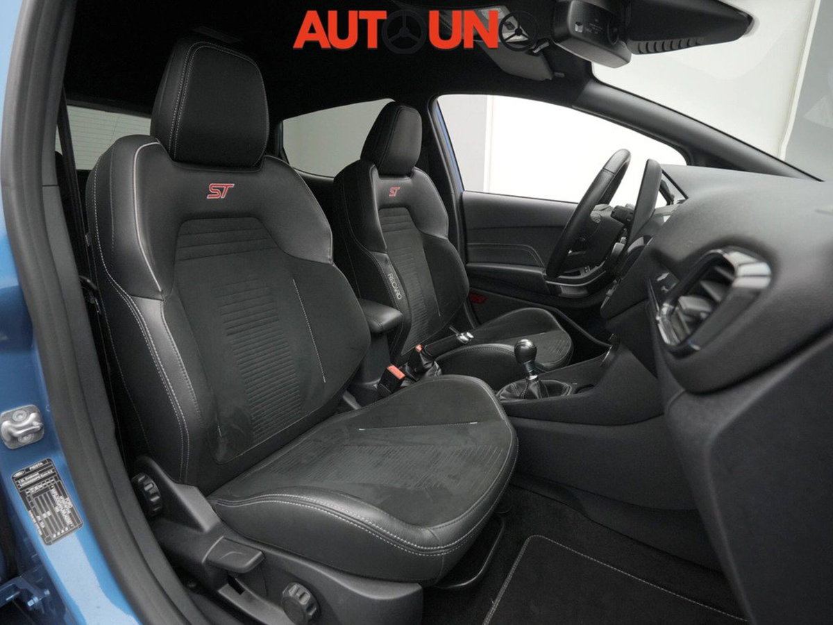 Ford Fiesta 1.5 Ecoboost 200 CV 5 porte ST (16)