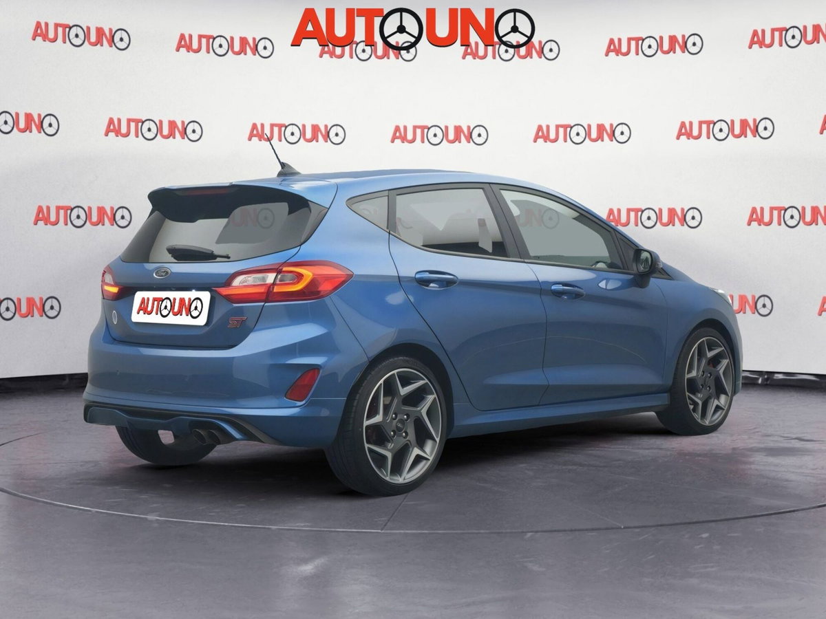 Ford Fiesta 1.5 Ecoboost 200 CV 5 porte ST (4)