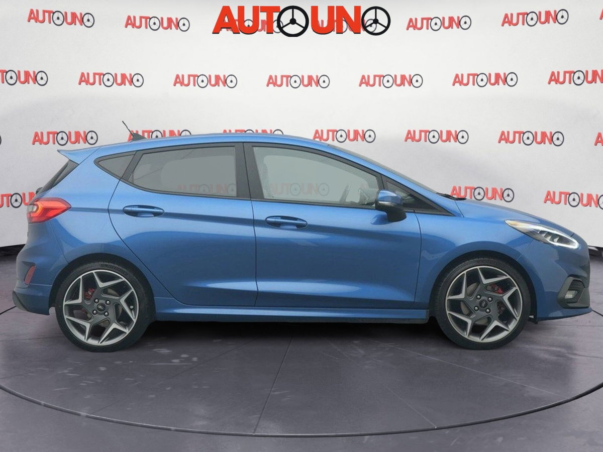 Ford Fiesta 1.5 Ecoboost 200 CV 5 porte ST (8)