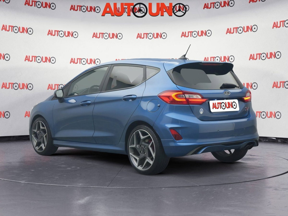 Ford Fiesta 1.5 Ecoboost 200 CV 5 porte ST (9)