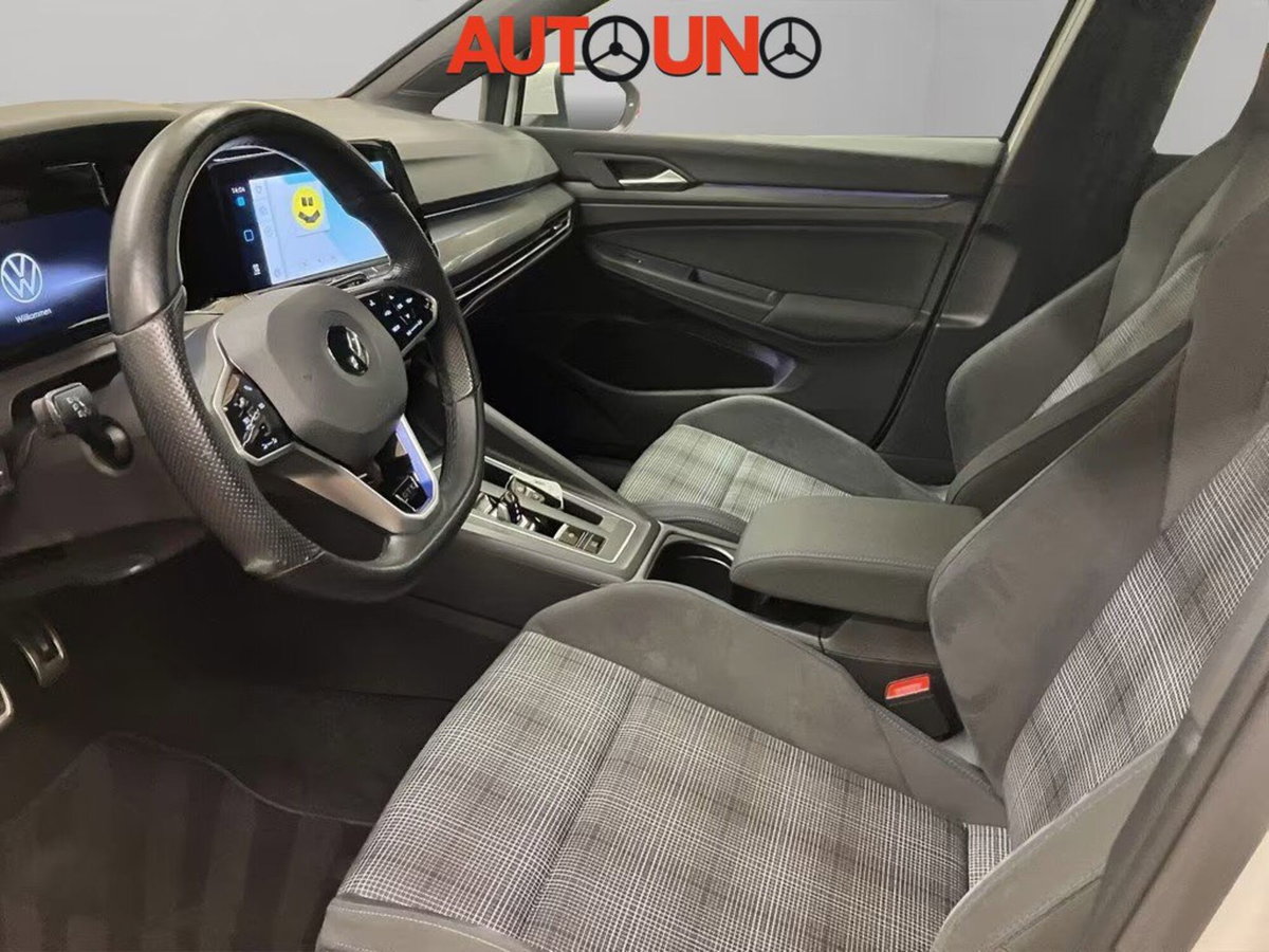 Volkswagen Golf 1.4 GTE DSG Plug-In Hybrid (9)