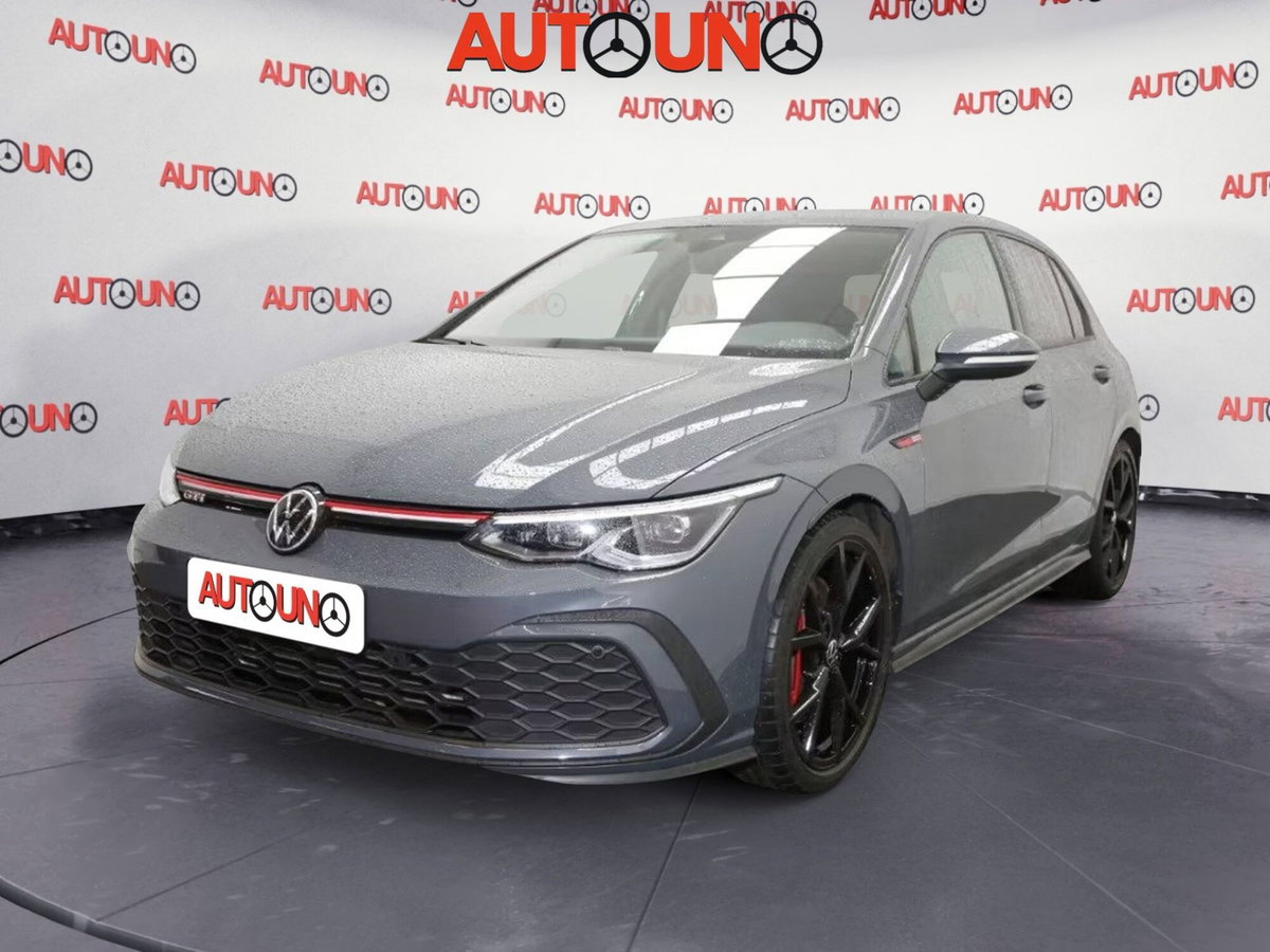 Volkswagen Golf 2.0 TSI GTI (2)