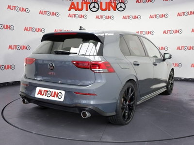 Volkswagen Golf 2.0 TSI GTI (4)