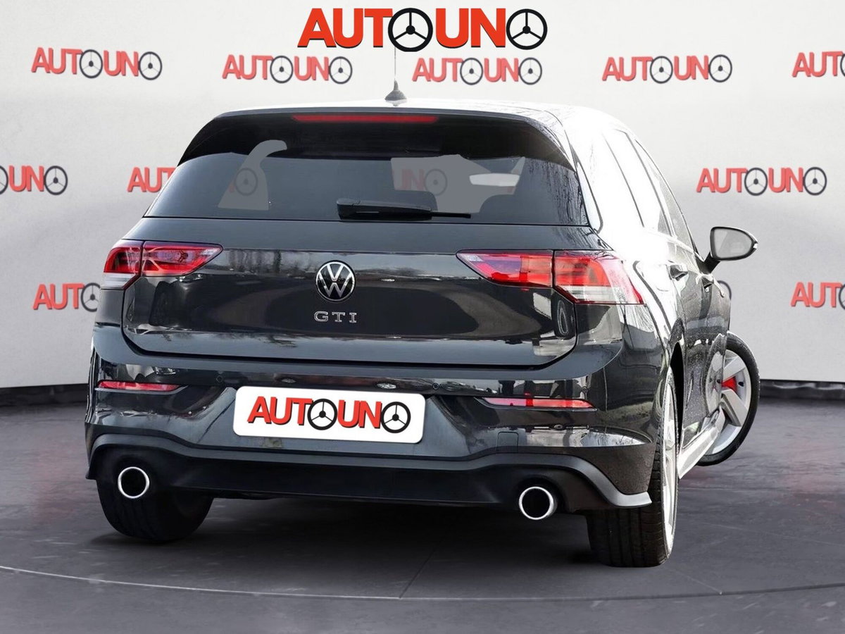 Volkswagen Golf 2.0 TSI GTI DSG (4)