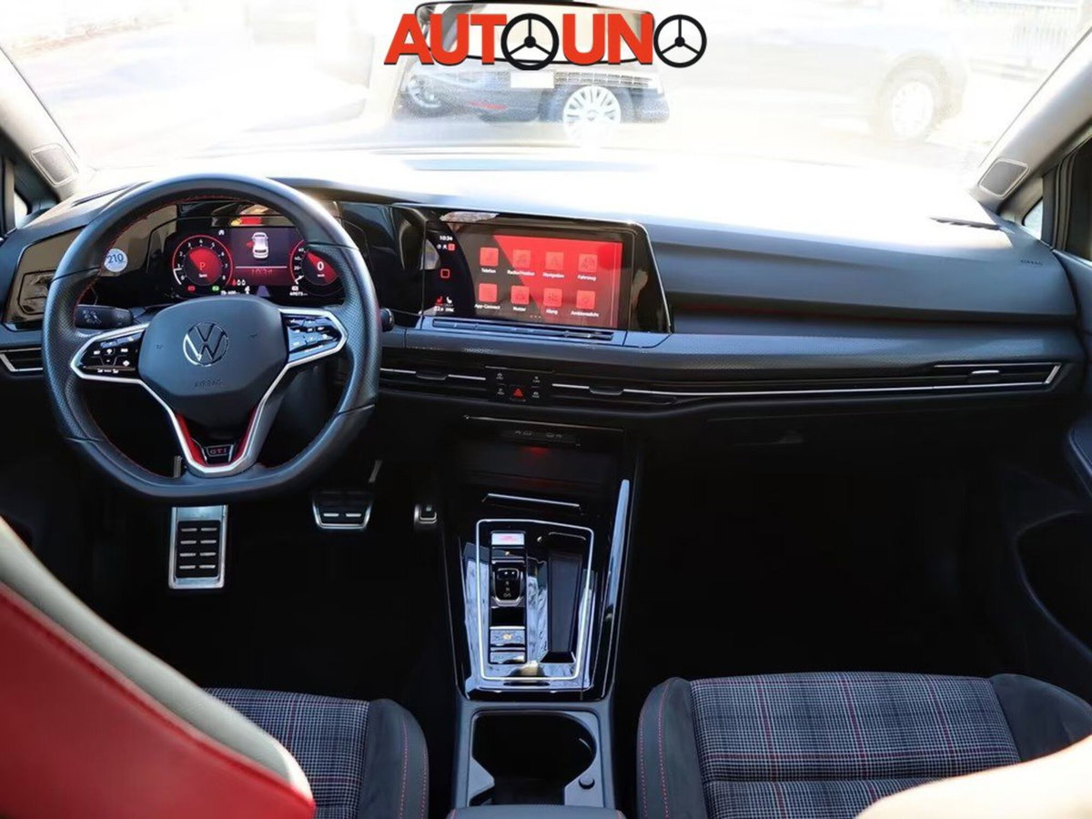 Volkswagen Golf 2.0 TSI GTI DSG (7)