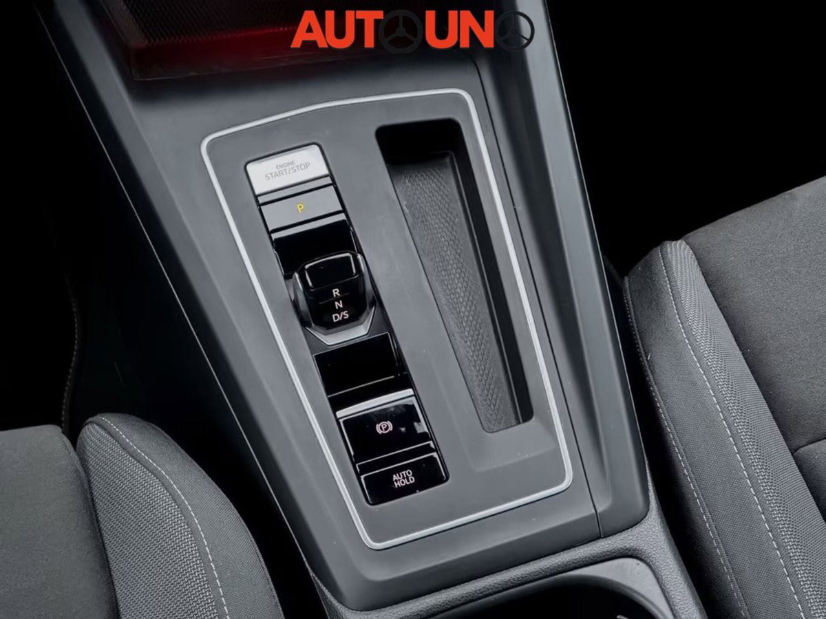 Volkswagen Golf 1.4 TSI eHYBRID 204 CV DSG Style (19)