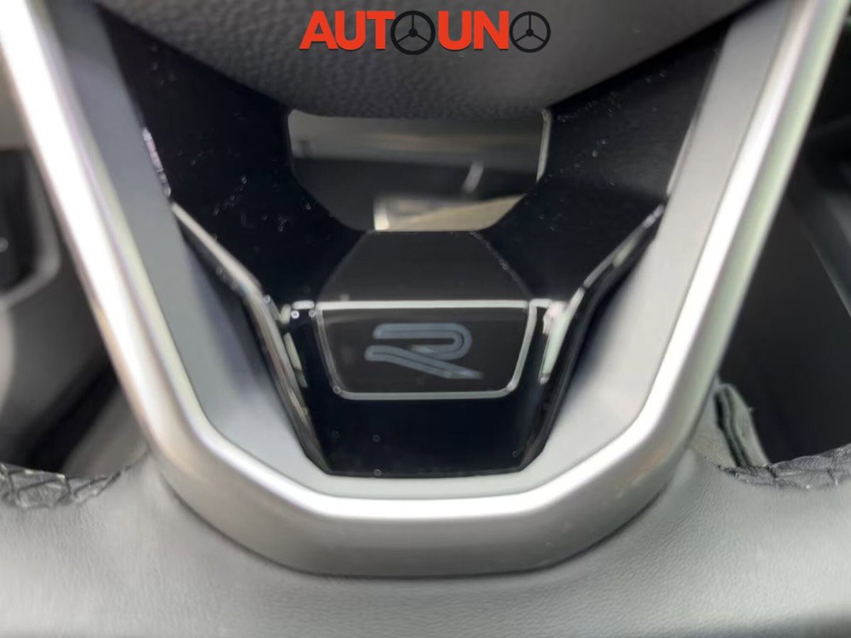 Volkswagen Golf 2.0 TSI GTI DSG (18)