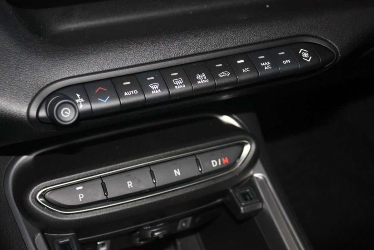 Jeep Avenger full-electric Summit fwd 156cv auto (12)