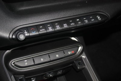 Jeep Avenger full-electric Summit fwd 156cv auto (12)
