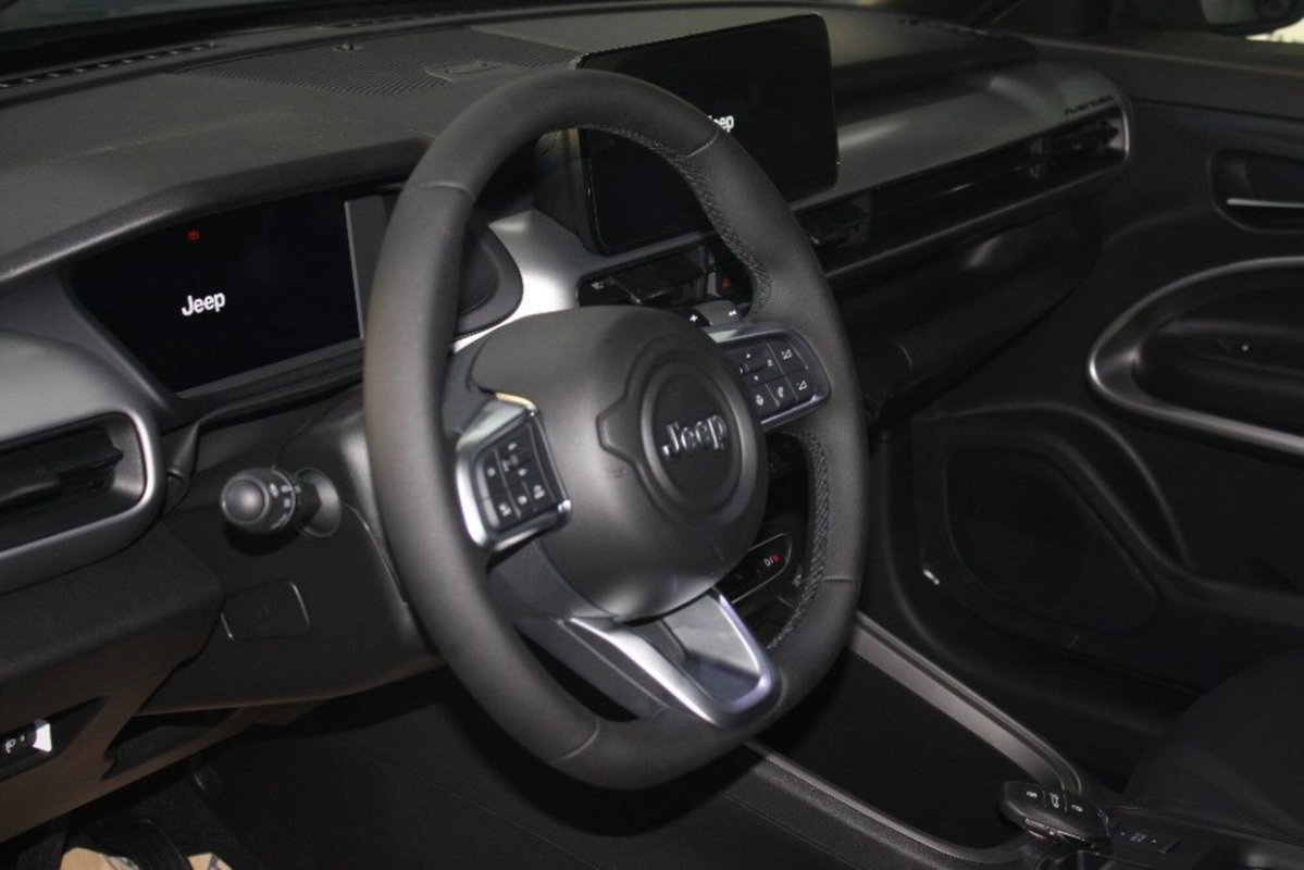 Jeep Avenger full-electric Summit fwd 156cv auto (8)