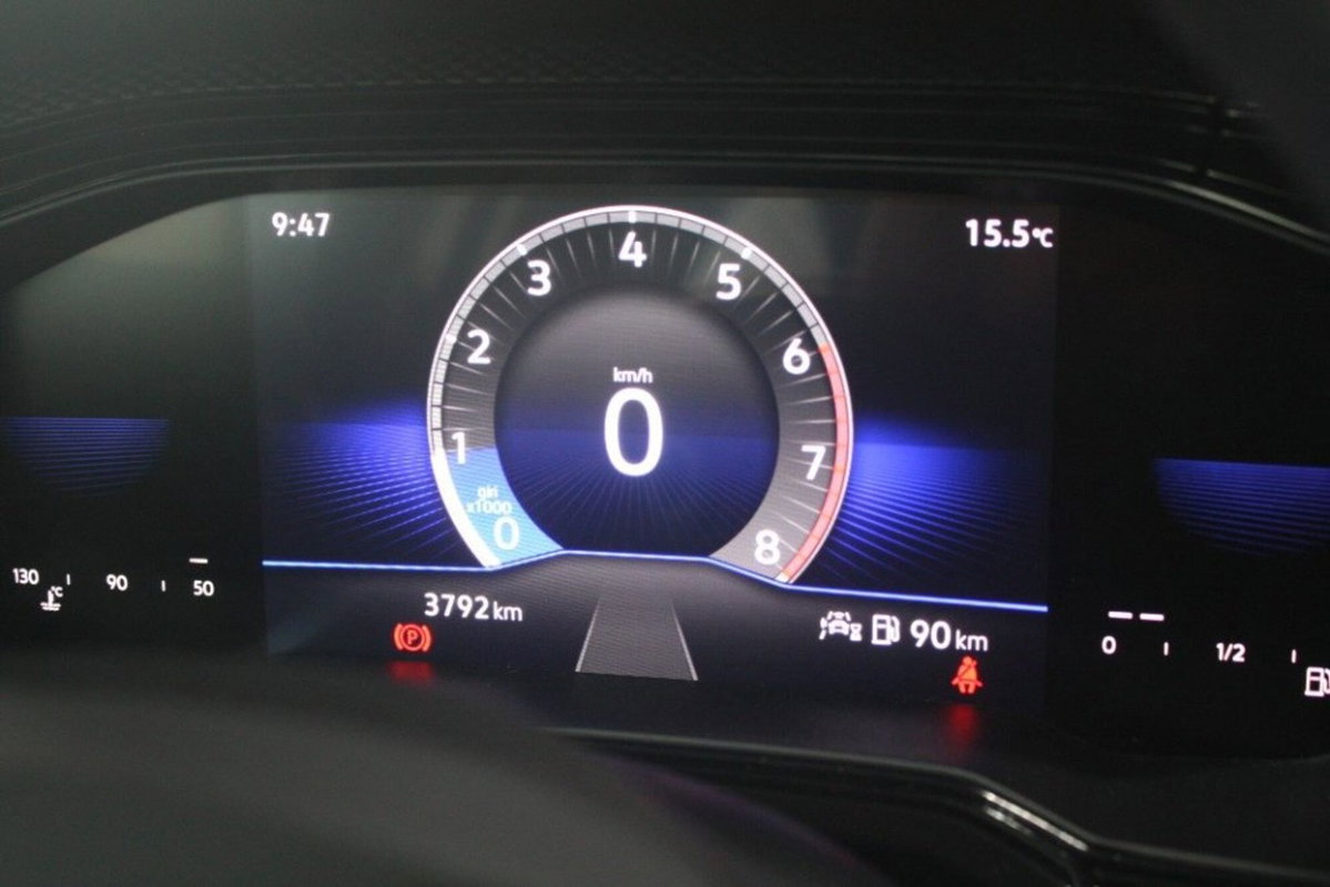 Volkswagen Polo 1.0 tsi Life 95cv (12)