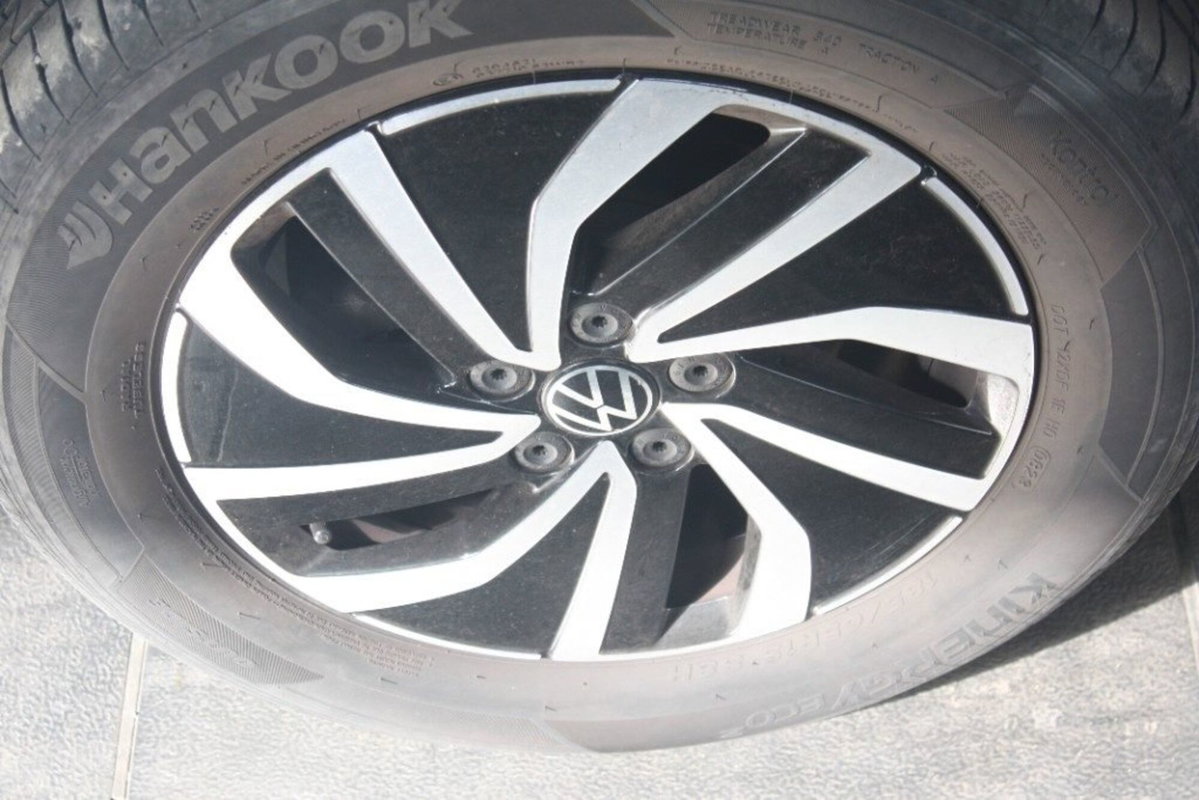 Volkswagen Polo 1.0 tsi Life 95cv (4)