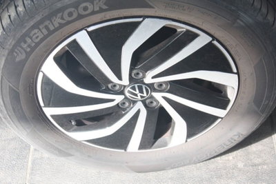 Volkswagen Polo 1.0 tsi Life 95cv (4)