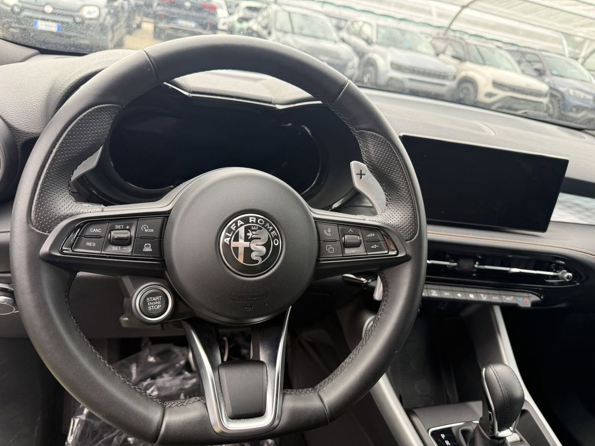 Alfa Romeo Tonale 1.5 hybrid Veloce 160cv tct7 (8)