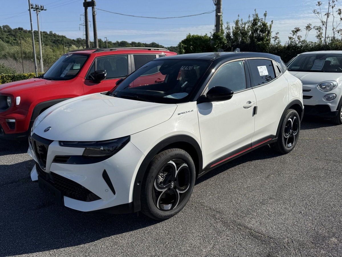 Alfa Romeo Junior 1.2 ibrida Speciale 145cv edct6