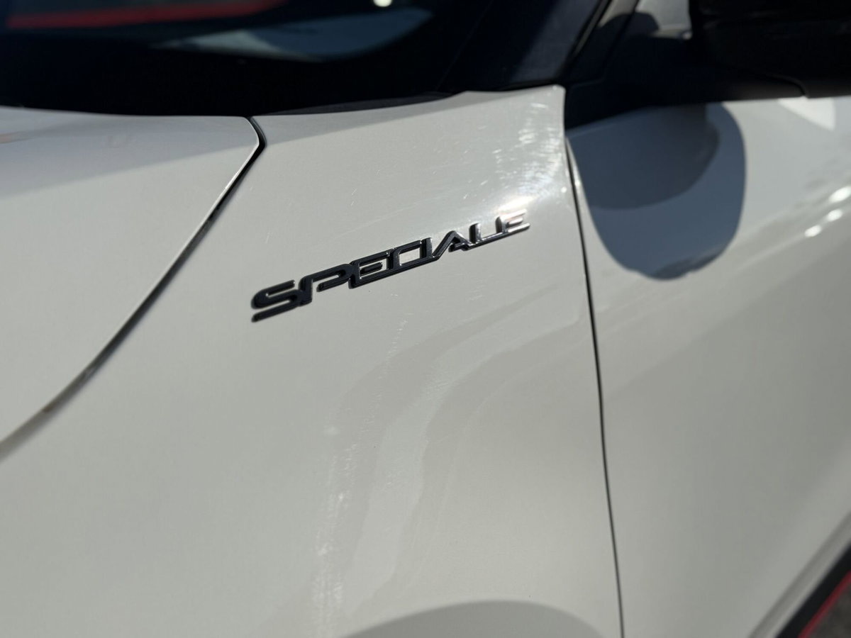 Alfa Romeo Junior 1.2 ibrida Speciale 145cv edct6 (11)