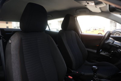 Peugeot 2008 PureTech 130 S&S EAT8 Active Pack (6)