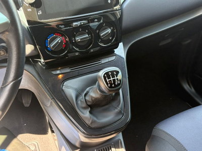 Lancia Ypsilon 1.0 FireFly 5 porte S&S Hybrid Gold Plus (12)