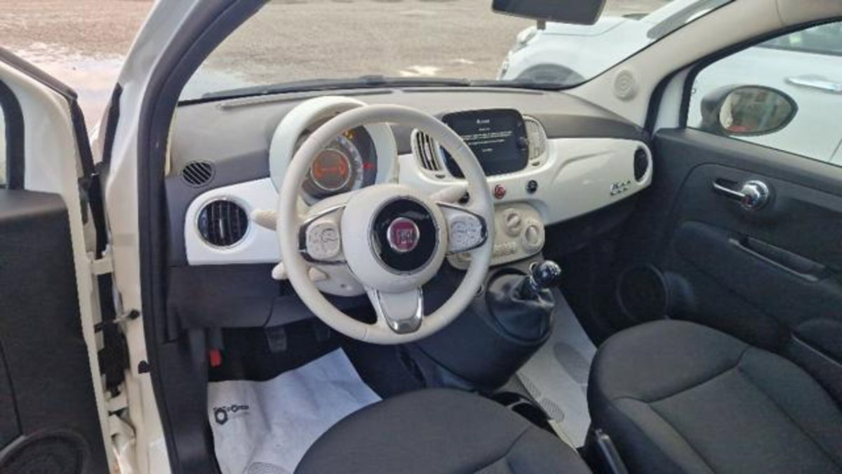Fiat 500 1.0 Hybrid Red (6)