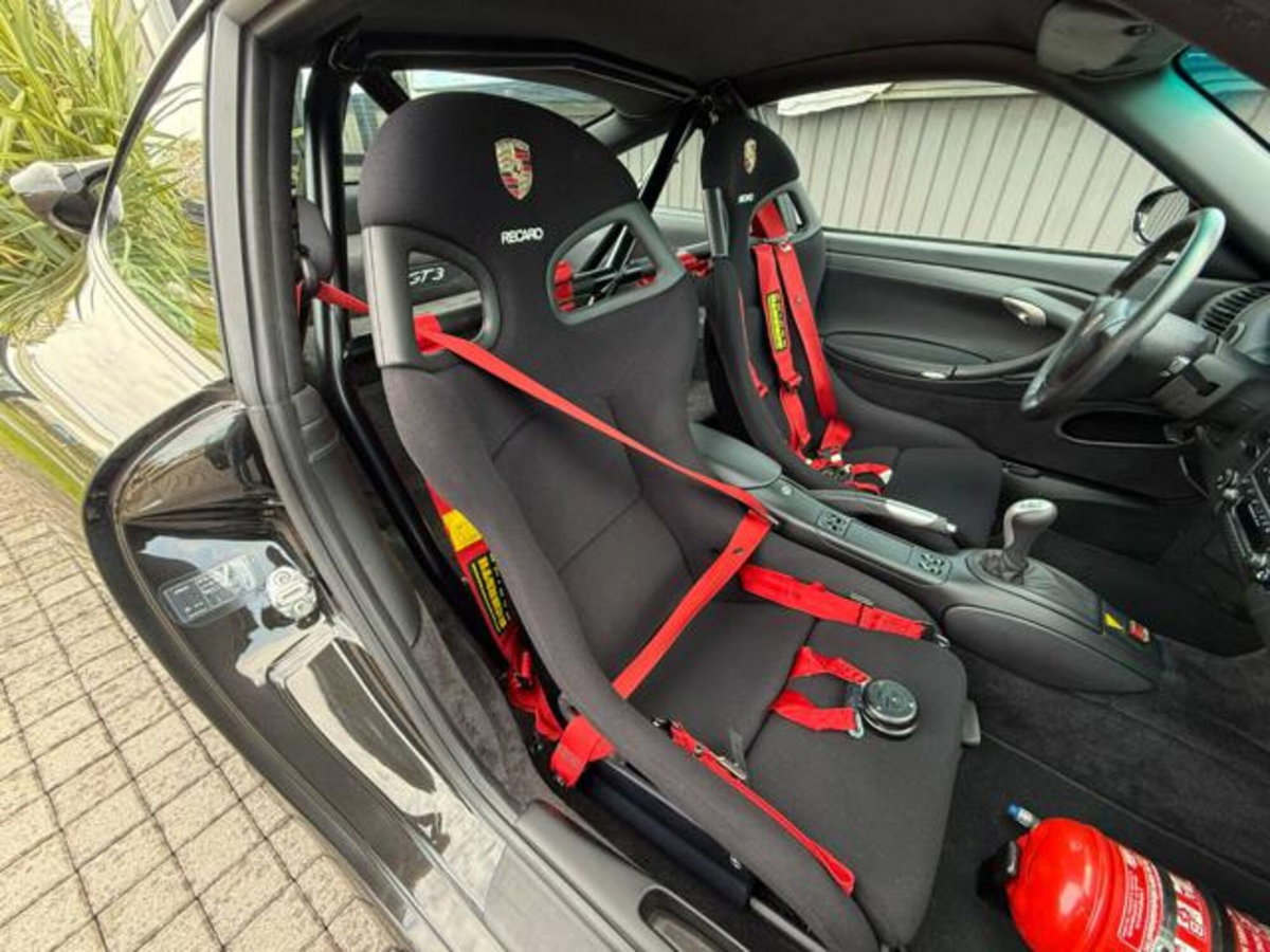 Porsche 911 Coupé GT3 cat (11)