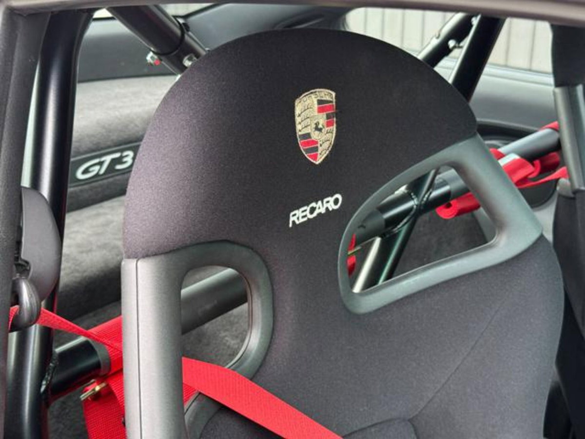 Porsche 911 Coupé GT3 cat (13)