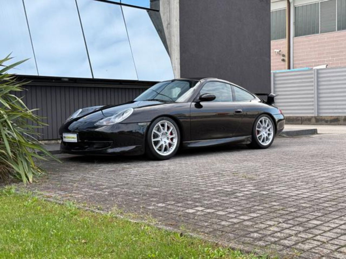 Porsche 911 Coupé GT3 cat (5)