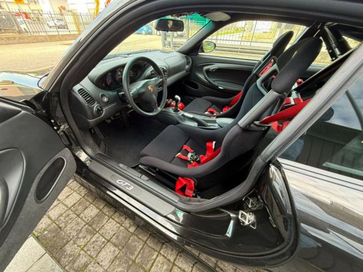 Porsche 911 Coupé GT3 cat (9)