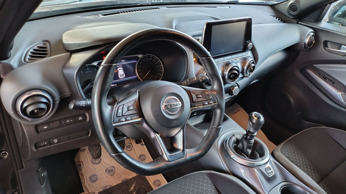 Nissan Juke 1.0 dig-t N-Connecta 114cv dct (10)
