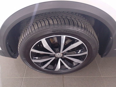 Volkswagen T-Roc 1.0 tsi Style 115cv (13)