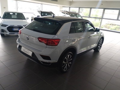 Volkswagen T-Roc 1.0 tsi Style 115cv (6)