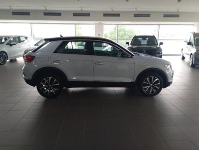 Volkswagen T-Roc 1.0 tsi Style 115cv (7)