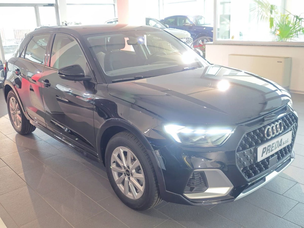 Audi A1 allstreet 30 1.0 tfsi Business 116cv s tronic