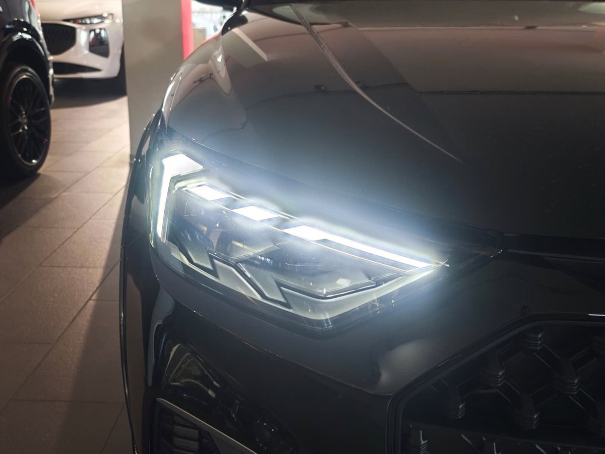 Audi A1 allstreet 30 1.0 tfsi Business 116cv s tronic (2)