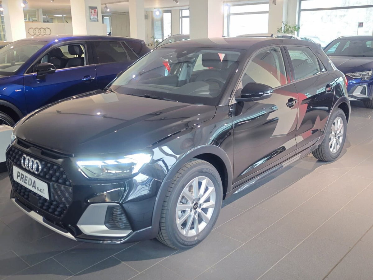 Audi A1 allstreet 30 1.0 tfsi Business 116cv s tronic (3)