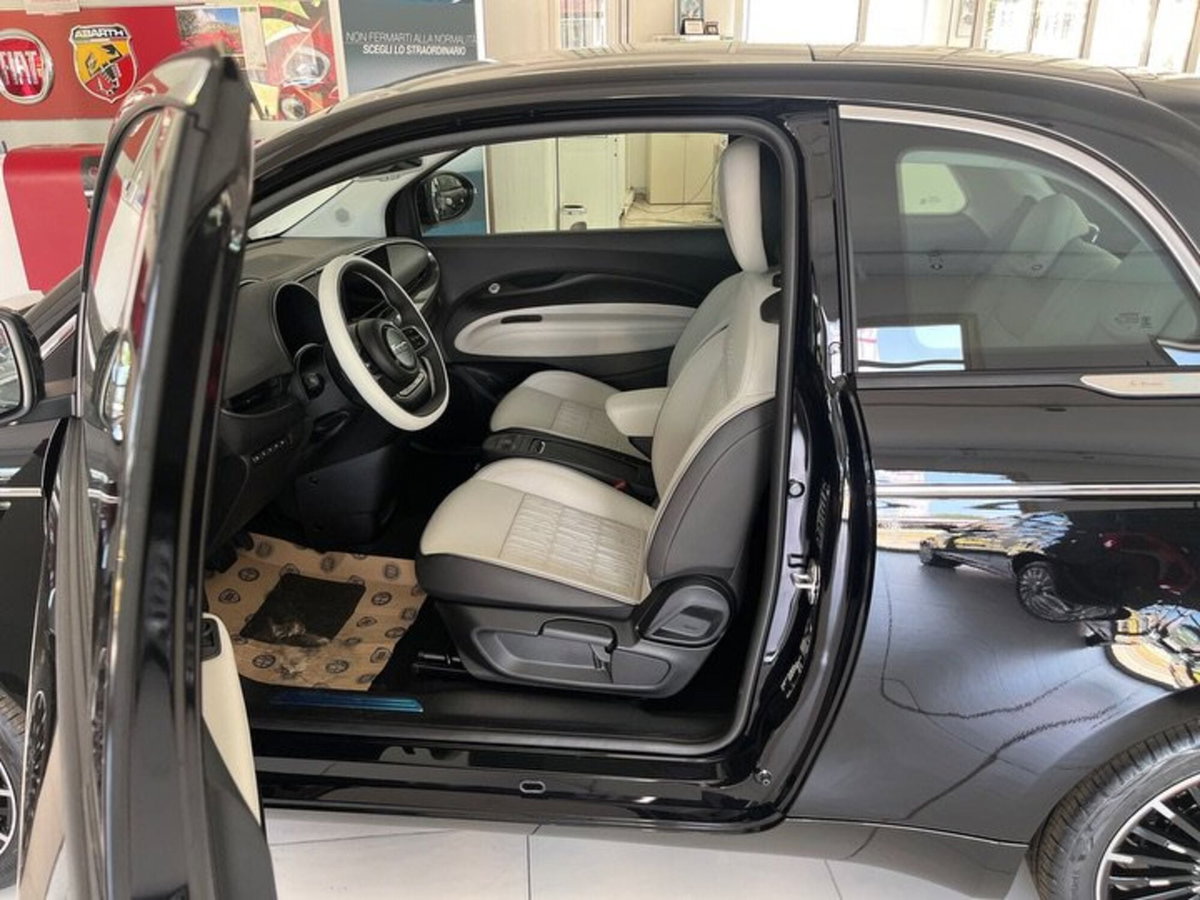 Fiat 500 Cabrio La Prima by Bocelli Cabrio 42 kWh (12)