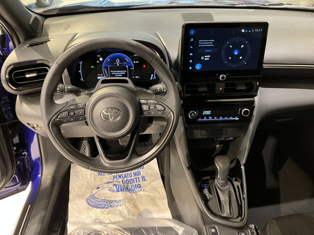 Toyota Yaris Cross Trend fwd 130cv e-cvt (7)
